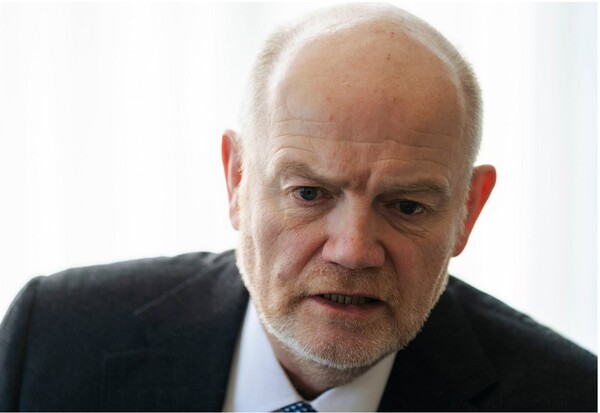 CNN 월드와이드 회장 겸 CEO 마크 톰슨.  아사히신문 3월 15일