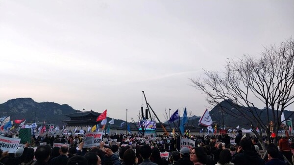 15일 광화문에서 진행된 범시민 대행진. 사진=황융하 시민기자