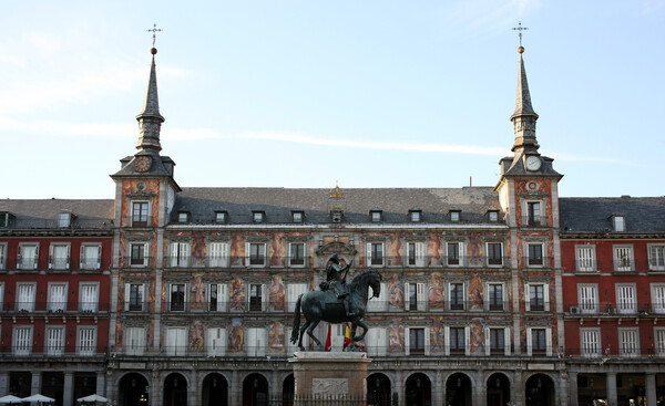 한때 가톨릭의 종교재판이 진행돼 이단자를 심문했던 스페인의 수도 마드리드의 마요르(Mayor) 광장. 연합뉴스 자료사진