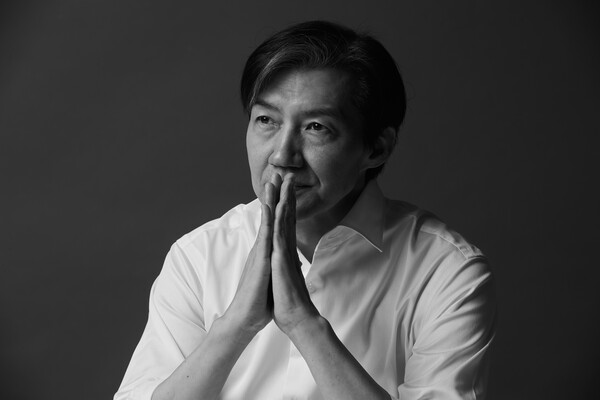 조국 전 조국혁신당의 모습. 영화 '다시 만날, 조국' 제작사 제공.