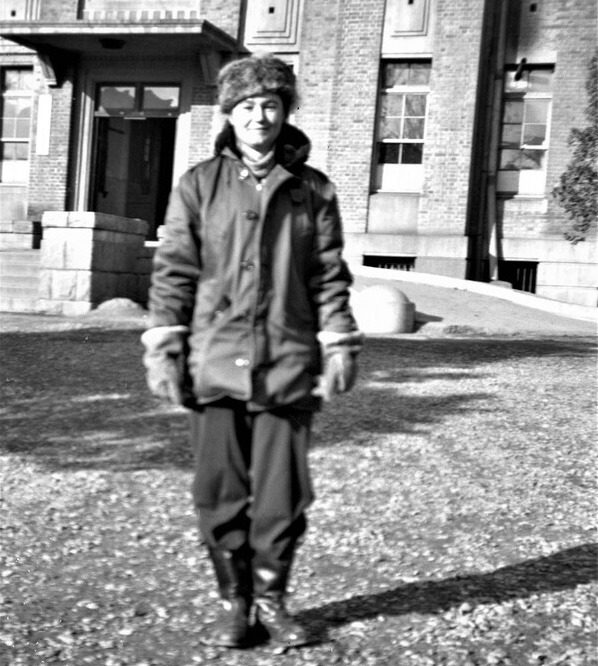 한국에서 봉사한 영국의 병리학자 잉글 라이트. 1953. 12.