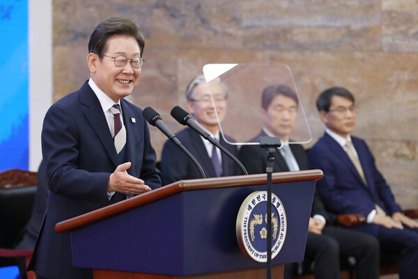 이재명 대통령이 4일 서울 여의도 국회에서 열린 제21대 대통령 취임선서식에서 취임 연설을 하고 있다. 2025.6.4 [국회사진기자단] 연합뉴스