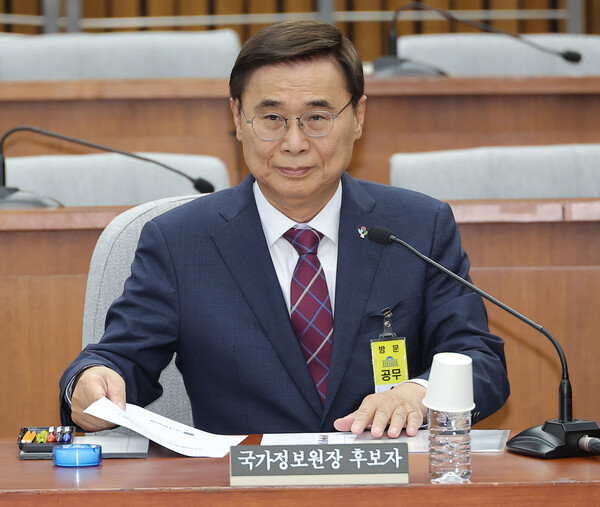 이종석 국가정보원장 후보자가 19일 서울 여의도 국회 정보위원회에서 열린 인사청문회에 참석하고 있다. 2025.6.19. 연합뉴스