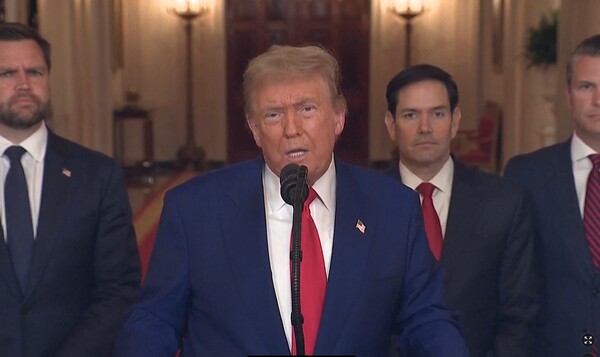 6월 21일 밤(현지시각) 워싱턴 백악관에서 이날 감행된 미군의 이란 공격에 대해 설명하는 도널드 트럼프 미국 대통령.   뉴욕타임스 6월 21일