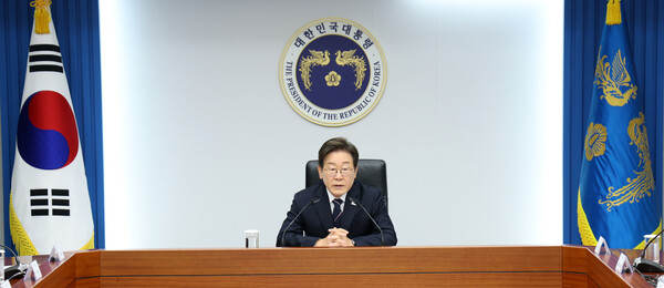 이재명 대통령이 23일 용산 대통령실에서 제1차 수석보좌관회의를 주재하고 있다. 2025.6.23. 연합뉴스
