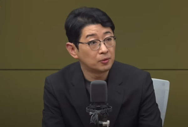 국민의힘 주진우 의원이 23일 CBS 라디오 '김현정의 뉴스쇼'에 출연해 김민석 국무총리 후보자에 대한 각종 의혹을 주장하고 있다. '김현정의 뉴스쇼' 방송 화면 갈무리