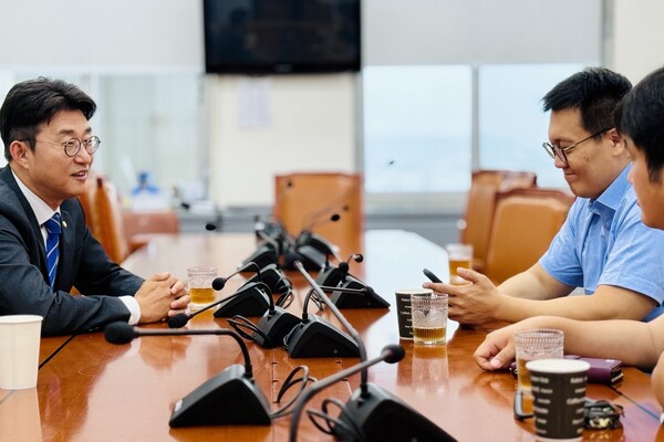 더불어민주당 노종면 의원이 14일 국회 본청에서 인터뷰를 하고 있다. 2025.7.14. 김성진 기자