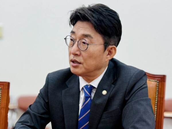 더불어민주당 노종면 의원이 14일 국회 본청에서 인터뷰를 하고 있다. 2025.7.14. 김성진 기자