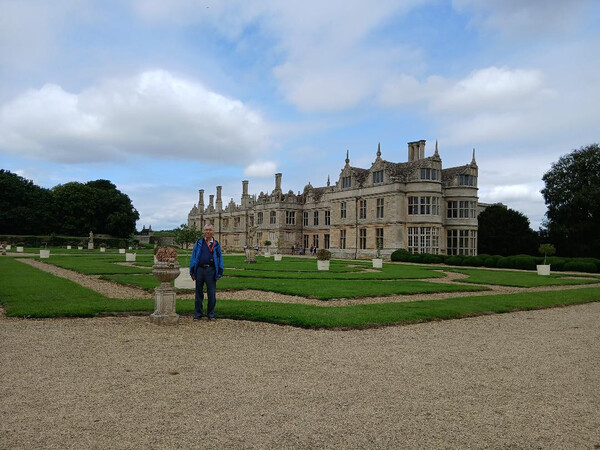 커비홀 정원에서. 김성수 시민기자