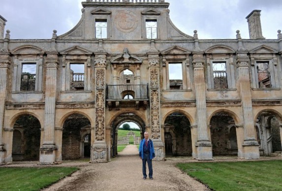 커비홀 북쪽 입구에서. 김성수 시민기자
