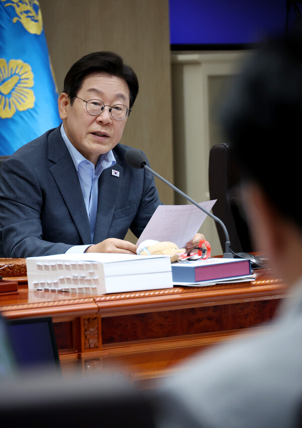 이재명 대통령이 12일 서울 용산 대통령실에서 열린 국무회의에서 발언하고 있다. 2025.8.12. 연합뉴스