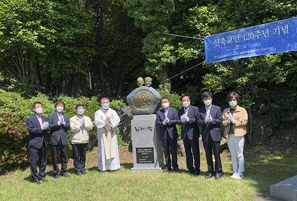 2021년 화해의 탑 제막식
