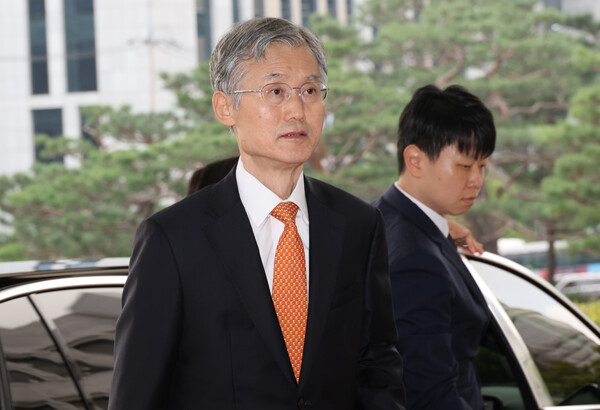 조희대 대법원장이 26일 서울 서초구 대법원으로 출근하고 있다. 2025.9.26. 연합뉴스