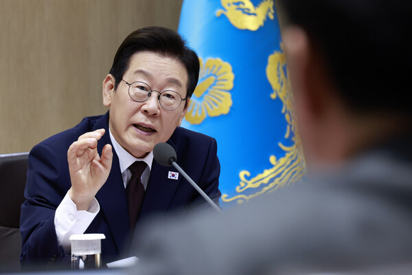 이재명 대통령이 14일 서울 용산 대통령실 청사에서 열린 국무회의에서 발언하고 있다. 2025.10.14. 연합뉴스