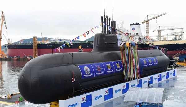 2018년 9월 진수된 도산 안창호함(ss-83)  나무위키