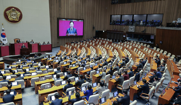 이재명 대통령이 4일 서울 여의도 국회 본회의장에서 내년도 정부 예산안에 대한 시정연설을 하고 있다. 2025.11.4 [국회사진기자단] 연합뉴스
