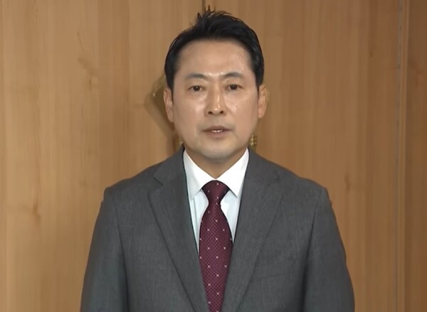 국민의힘 장동혁 대표가 3일 국민의힘 대구·경북 예산정책협의회 뒤 기자들과 만나 민주당 측이 제기한 부동산 관련 의혹에 대한 입장을 밝히고 있다. JTBC 현장 영상 갈무리