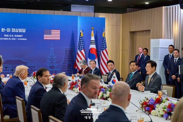 이재명 대통령이 29일 경주에서 열린 도널드 트럼프 미국 대통령과의 정상회담에서 발언하고 있다. 2025. 10. 29 [대통령실 제공]. 시민언론 민들레