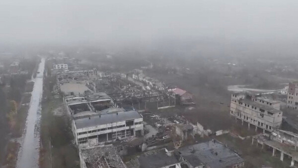 우크라이나의 미르노흐라드 마을의 항공 촬영 모습. 2025/ 11. 12 [로이터=연합뉴스]