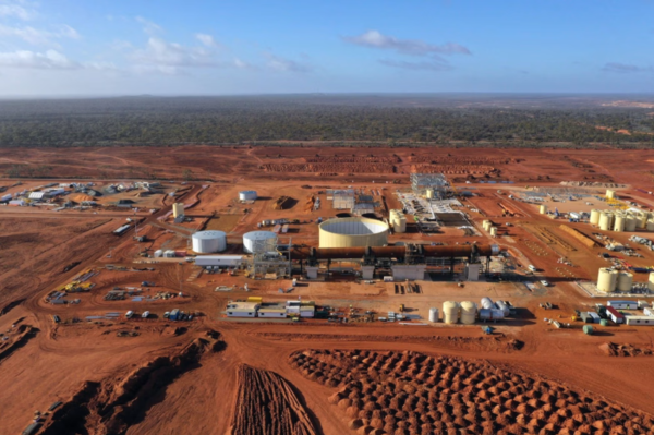 호주 서부의 칼구를리에 위치한 '라이너스 희토류' 처리 시설. (블룸버그 뉴스)