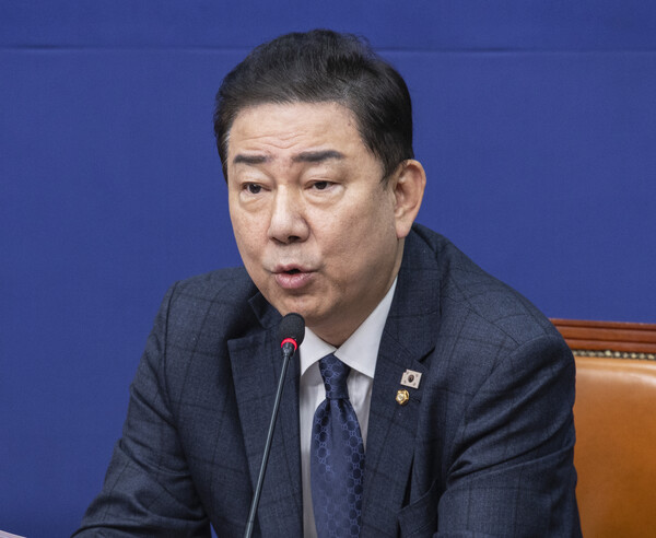 더불어민주당 김병기 원내대표가 24일 국회에서 열린 최고위원회의에서 발언하고 있다. 2025.11.24. 연합뉴스