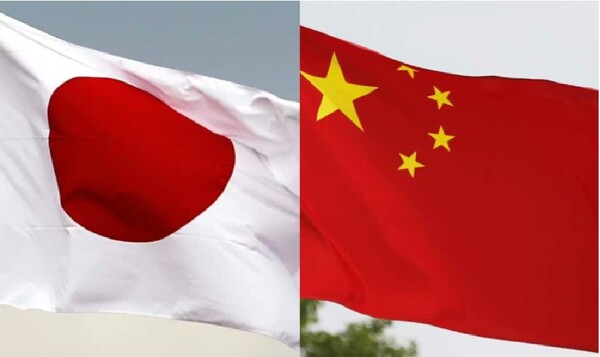 다카이치 사나에 일본총리의 대반 관련 국회 답변으로 대립하고 있는 일본과 중국. 두 나라 국기 이미지.  일본경제신문 11월 20일