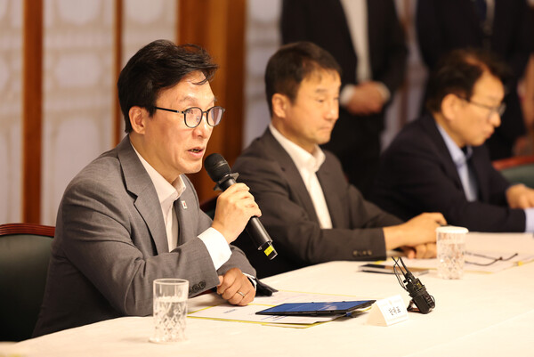 감세 드라이브 거는 민주당…집값 안정 포기했나