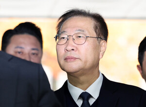 관련 논평 기사 캡처 썸네일